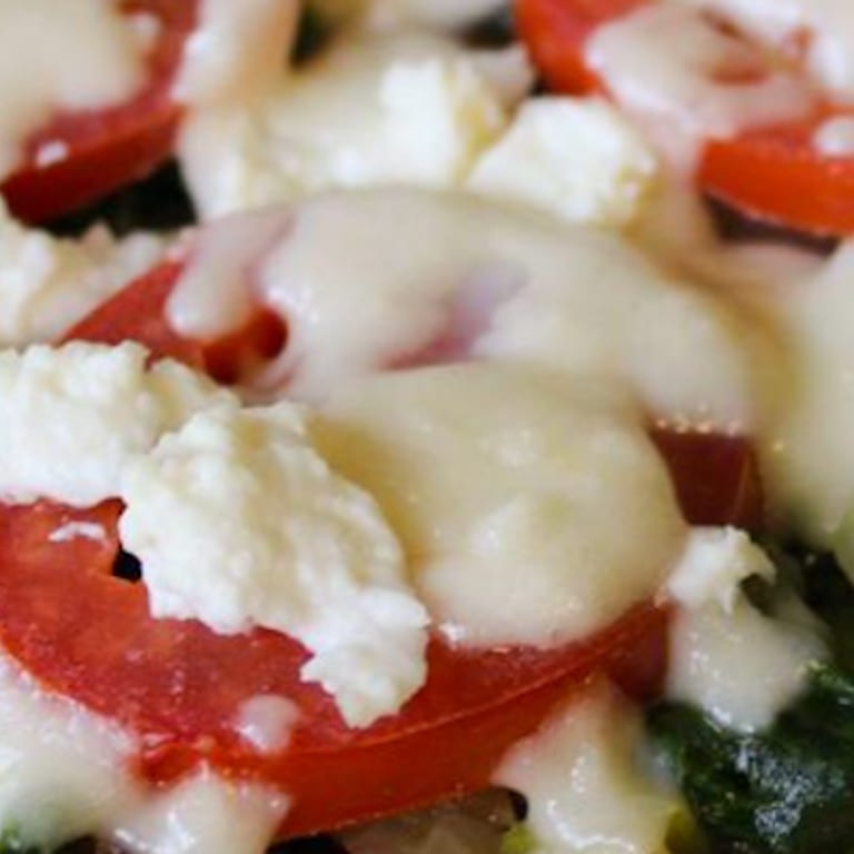 Delicious Greek Pizza Offerings